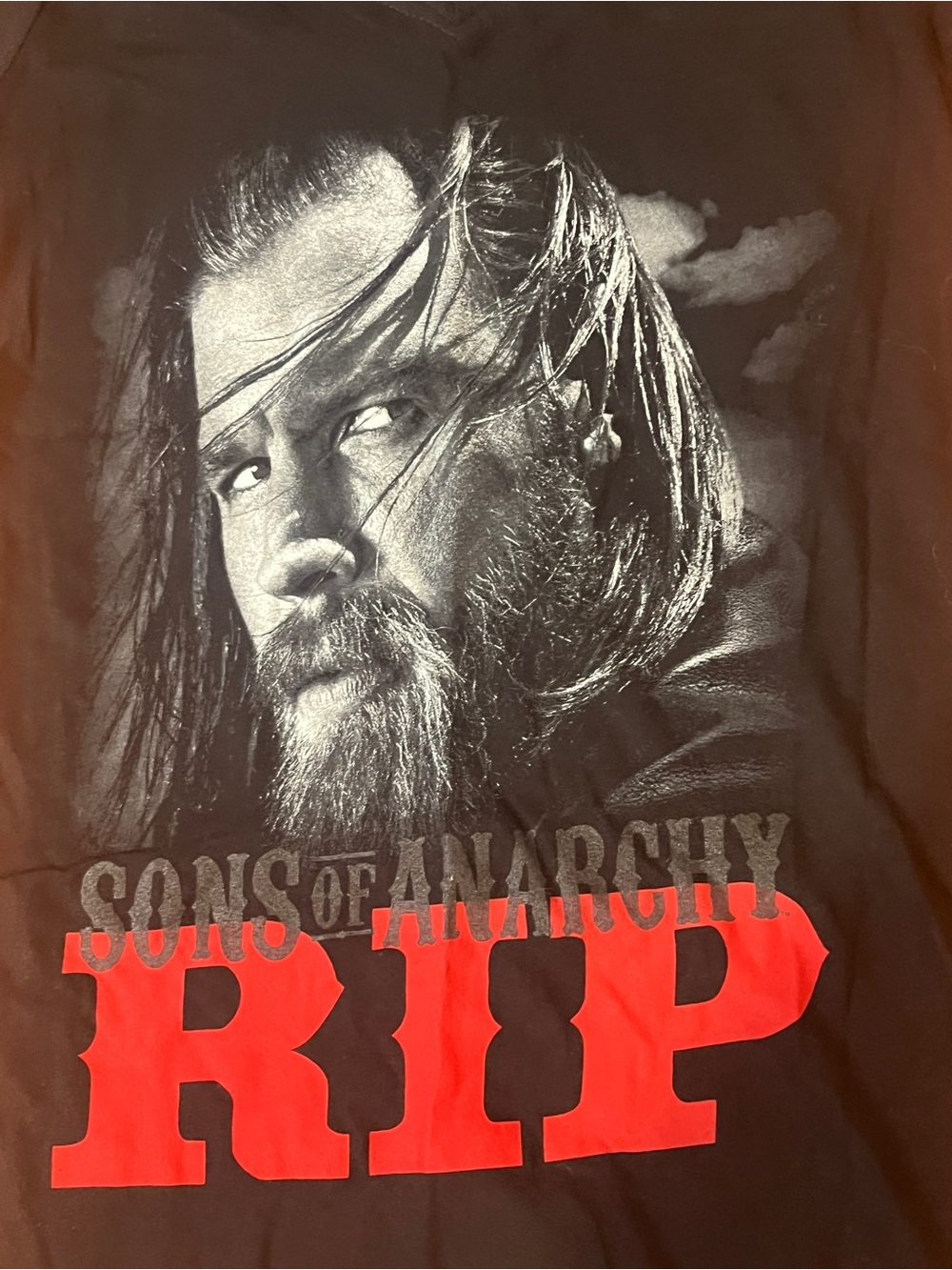 Sons of Anarchy Black Short-Sleeve Graphic Tee with Red RIP Detail - Picture 3 of 10